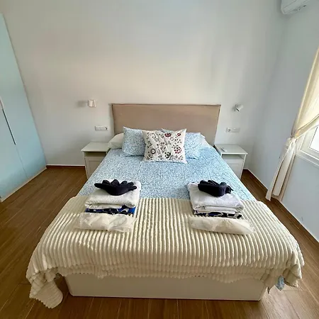 Casa Leon & Casa Nerea Holiday home *