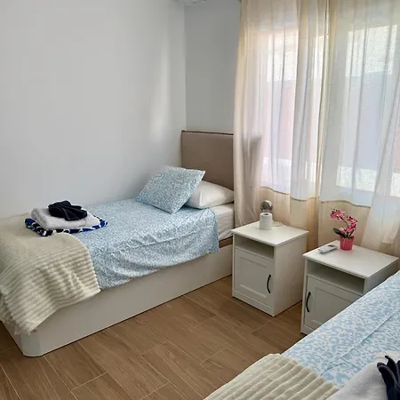 Casa Leon & Casa Nerea * 普拉亚布兰卡